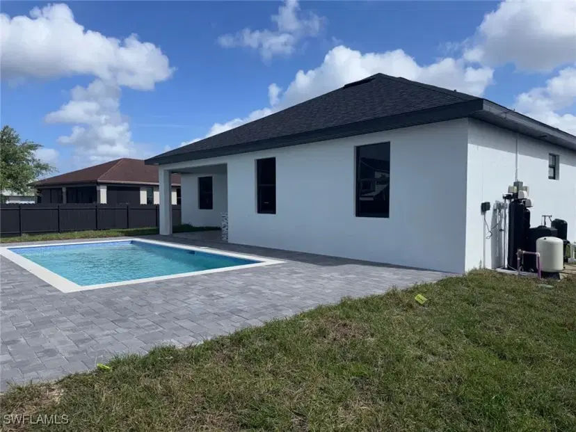 Picture of 1860 NE 23Rd St, Cape Coral FL 33909
