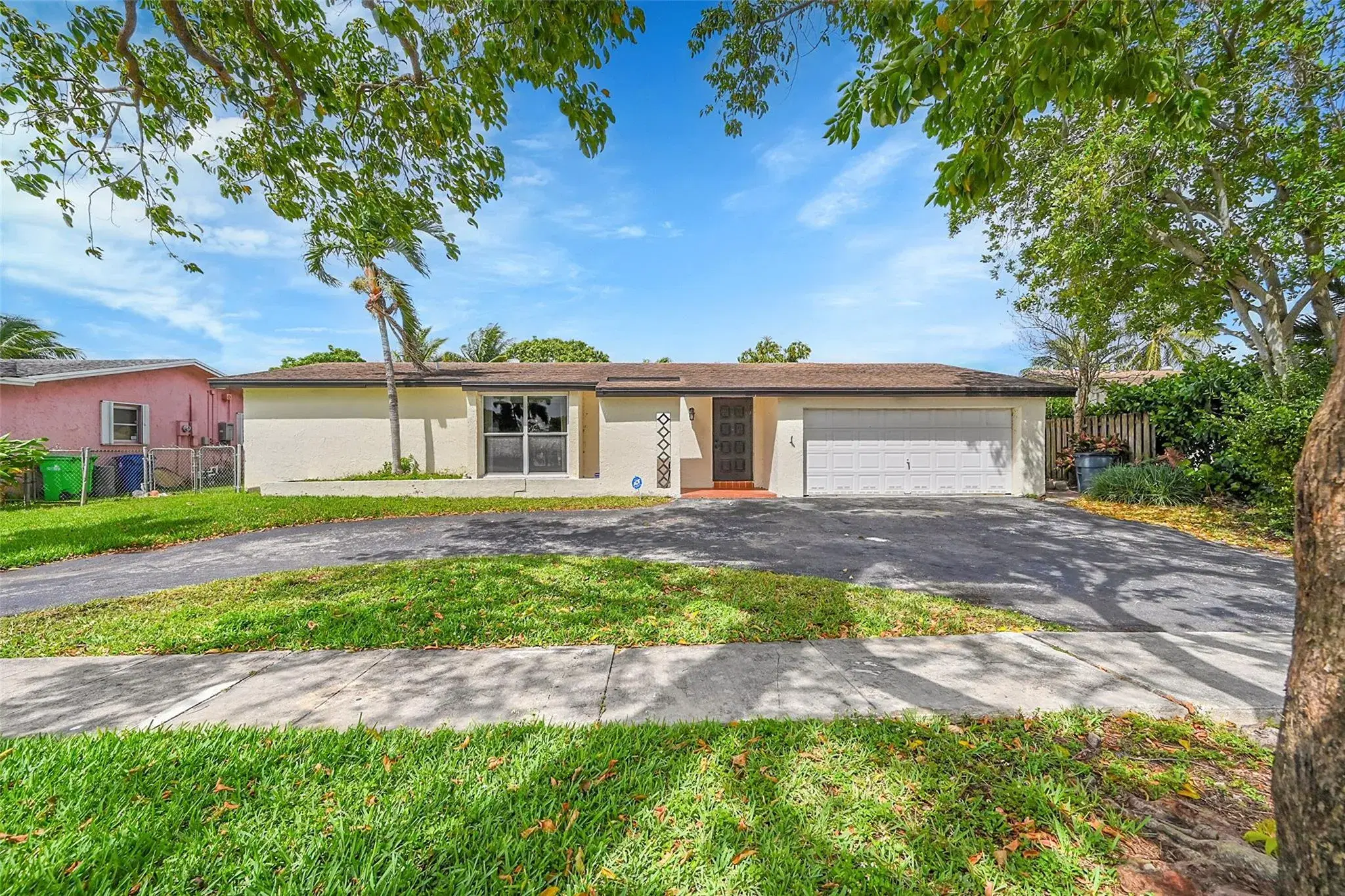 Picture of 3631 NW 115Th Ter, Sunrise, FL 33323