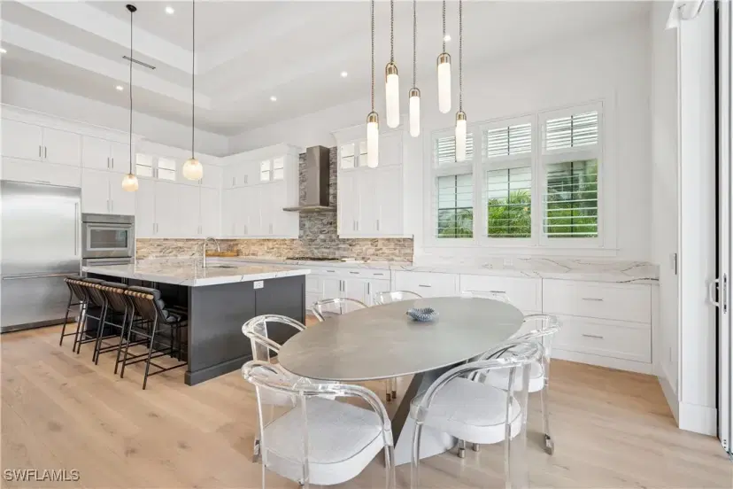 Picture of 3359 Fanny Bay Ln N, Naples FL 34114
