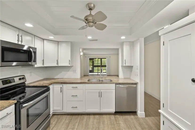 Picture of 6110 Whiskey Creek Dr 204, Fort Myers FL 33919