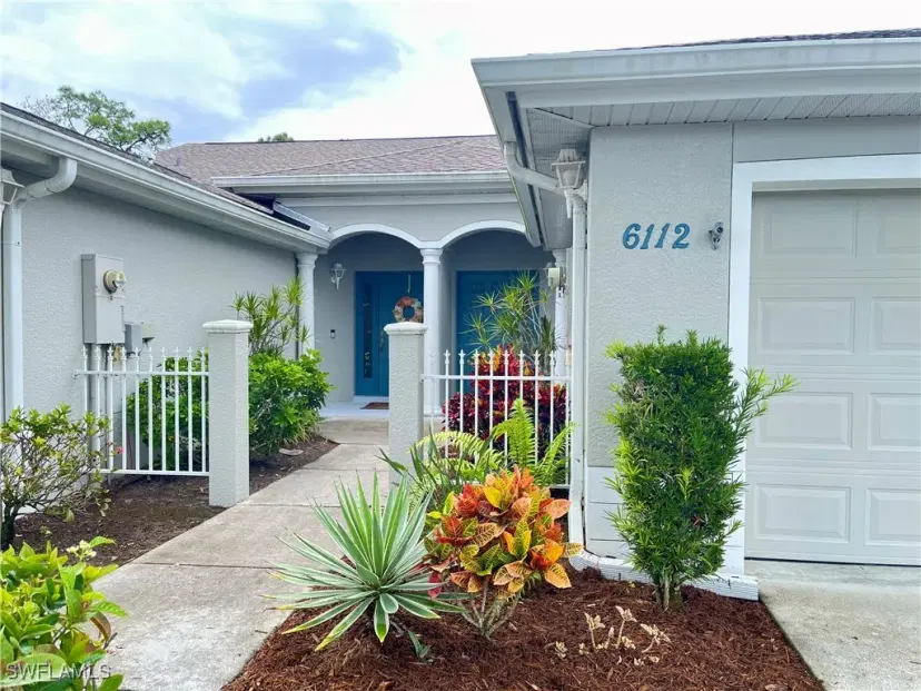 Picture of 6112 Mandalay Cir 67, Naples FL 34112