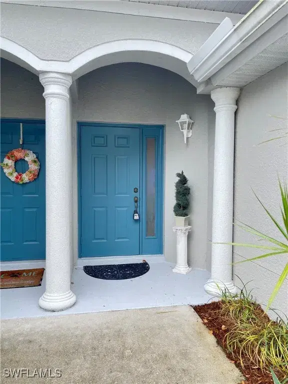 Picture of 6112 Mandalay Cir 67, Naples FL 34112