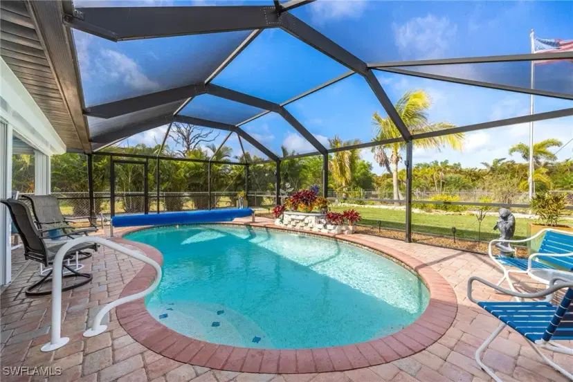 Picture of 11571 Oakland Dr, Bokeelia FL 33922