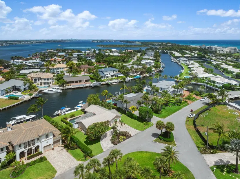 Picture of 3 Sabal Island Dr, Ocean Ridge FL 33435