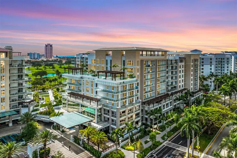 Picture of 220 SE Mizner Boulevard 506, Boca Raton FL 33432