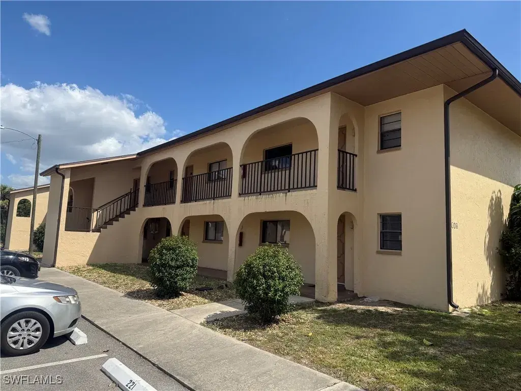 Picture of 608 Gerald Ave 223, Lehigh Acres, FL 33936