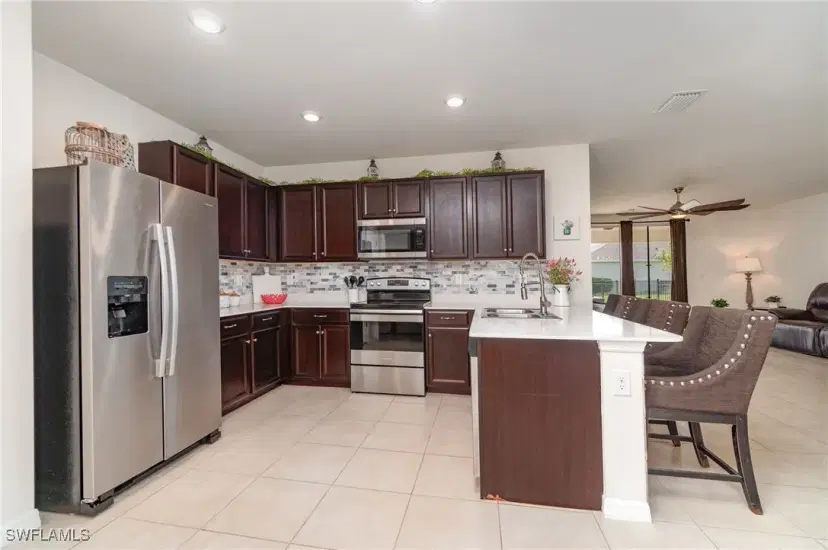 Picture of 20018 Fiddlewood Ave, North Fort Myers FL 33917