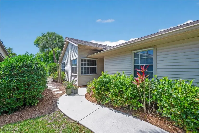Picture of 6582 Ilex Cir, Naples FL 34109