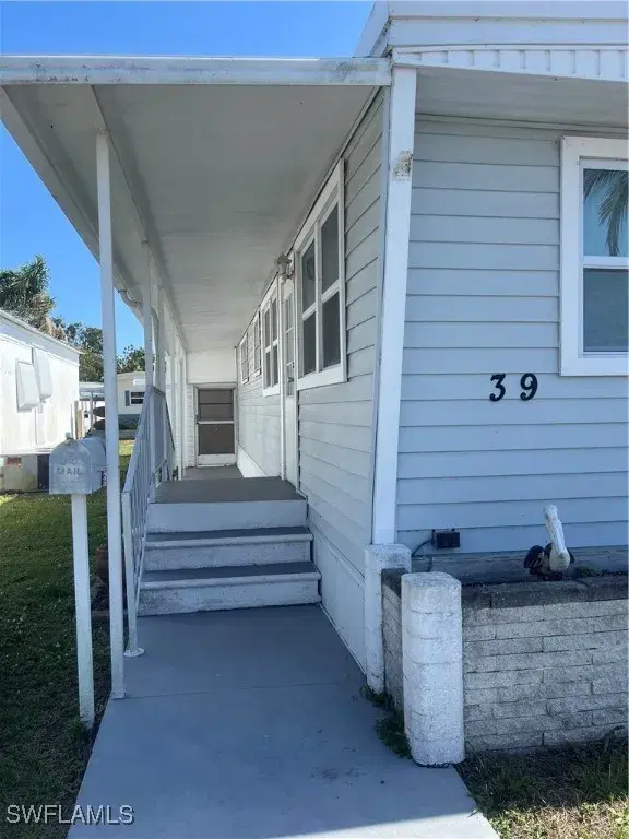 Picture of 1891 Englewood Rd 39, Englewood FL 34223