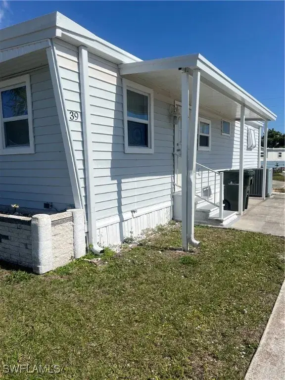 Picture of 1891 Englewood Rd 39, Englewood FL 34223