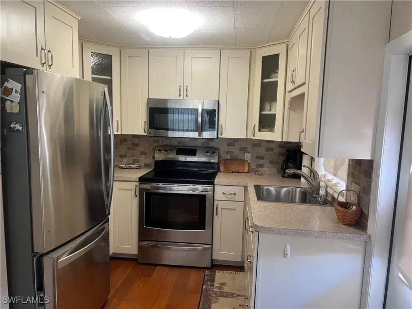 Picture of 1891 Englewood Rd 39, Englewood FL 34223