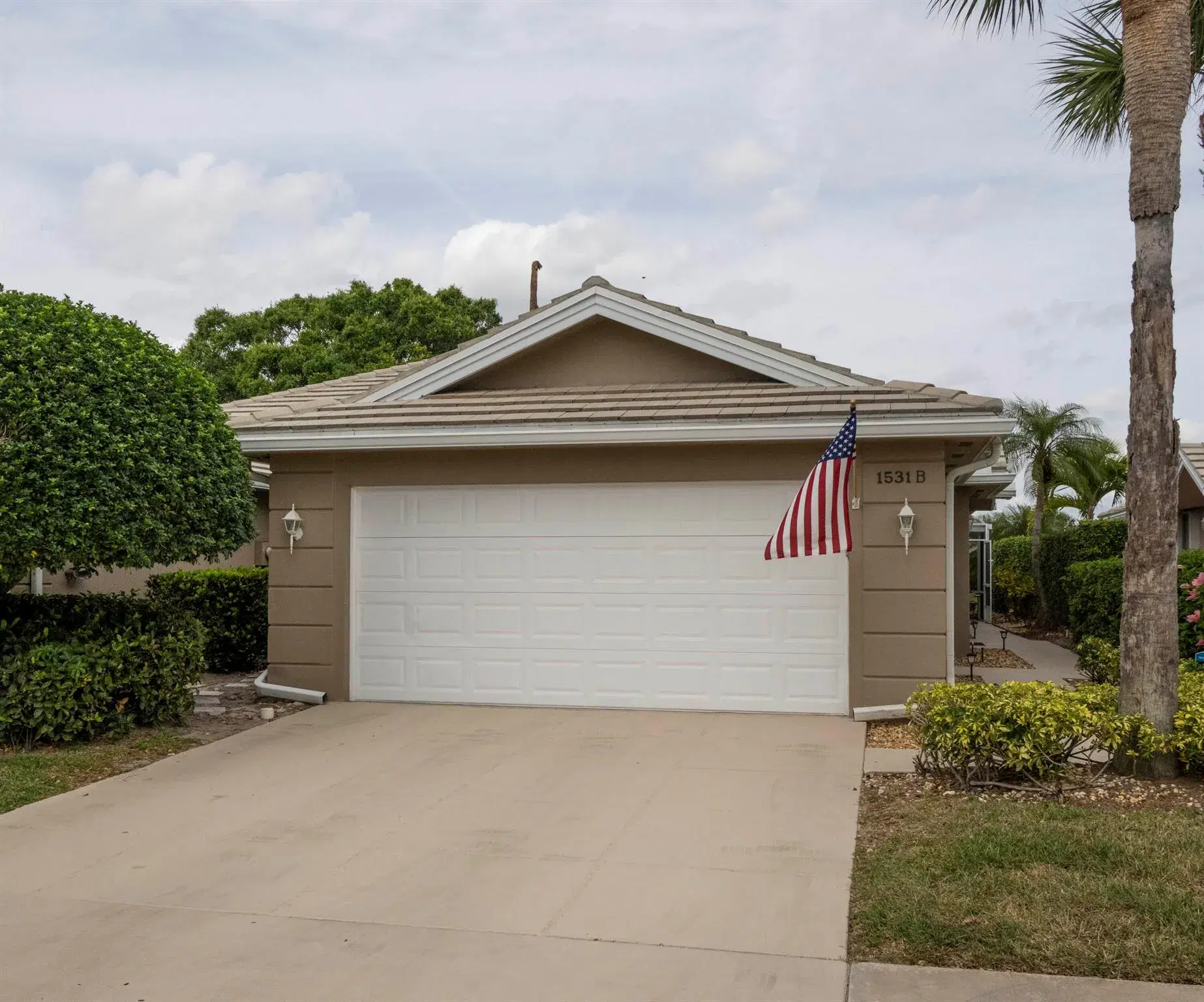 Picture of 1531 NW Amherst Drive B, Port St Lucie, FL 34986