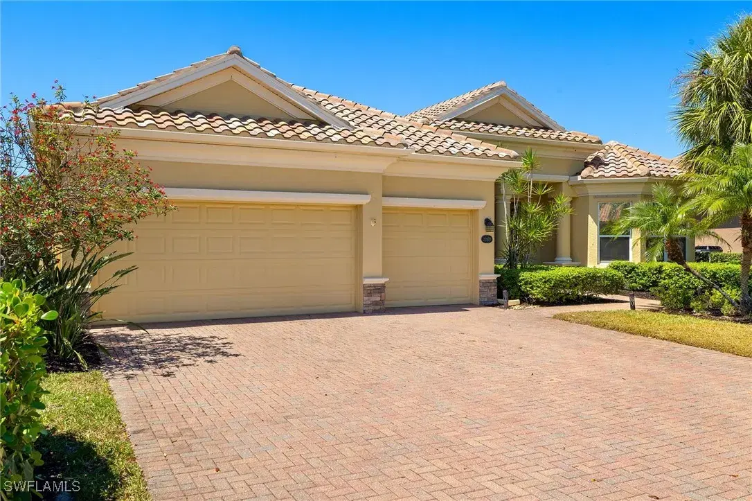 Picture of 20970 Torre Del Lago St, Estero, FL 33928