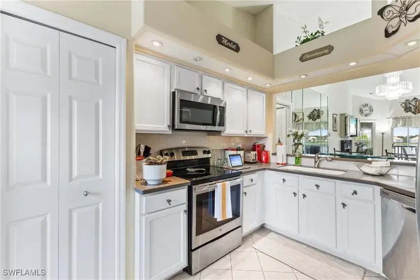 Picture of 28068 Cavendish Ct 2309, Bonita Springs FL 34135