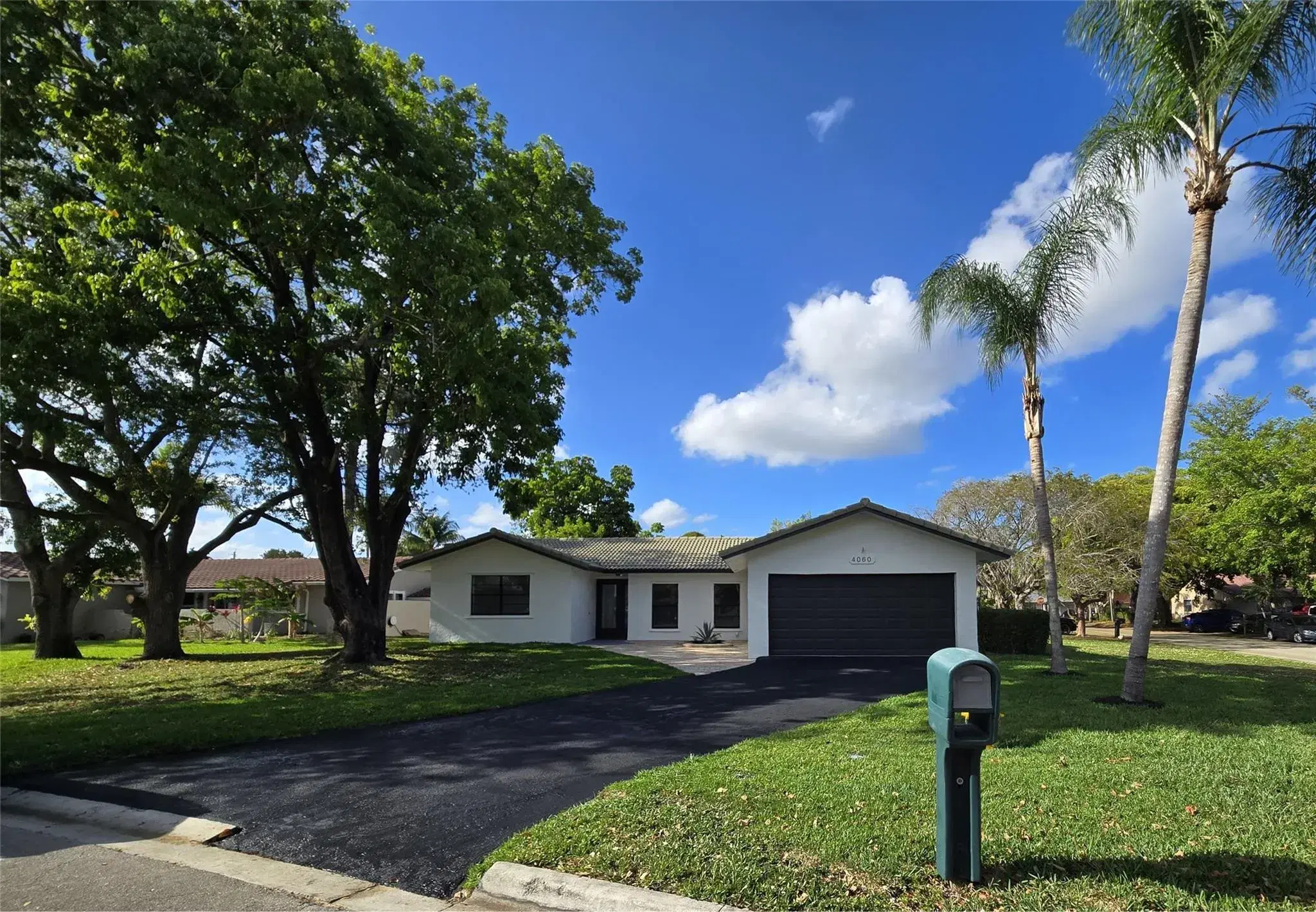 Picture of 4060 NW 115Th Ave, Coral Springs, FL 33065