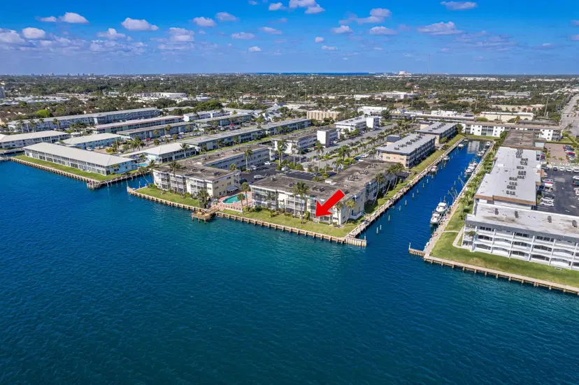Picture of 101 Doolen Court 105, North Palm Beach FL 33408