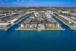 Picture of 101 Doolen Court 105, North Palm Beach, FL 33408