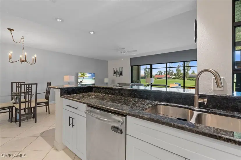 Picture of 14770 Eagle Ridge Dr 112, Fort Myers FL 33912