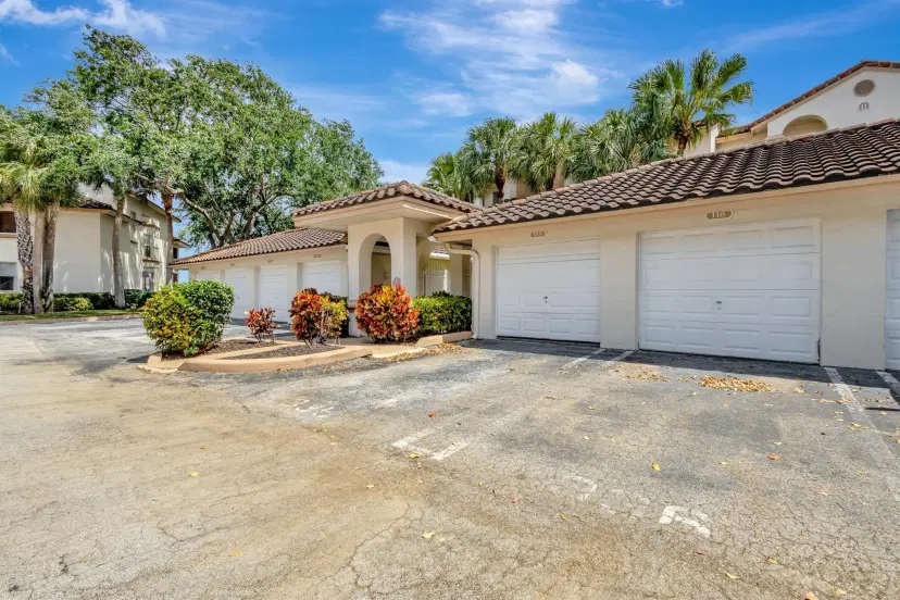 Picture of 11203 Glenmoor Drive 11203, West Palm Beach FL 33409