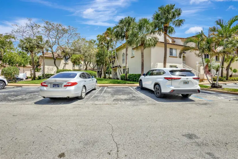 Picture of 11203 Glenmoor Drive 11203, West Palm Beach FL 33409