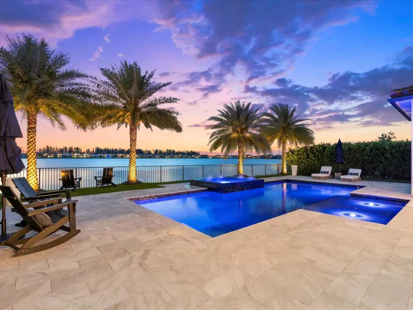 Picture of 9015 Parkland Bay Drive, Parkland FL 33076