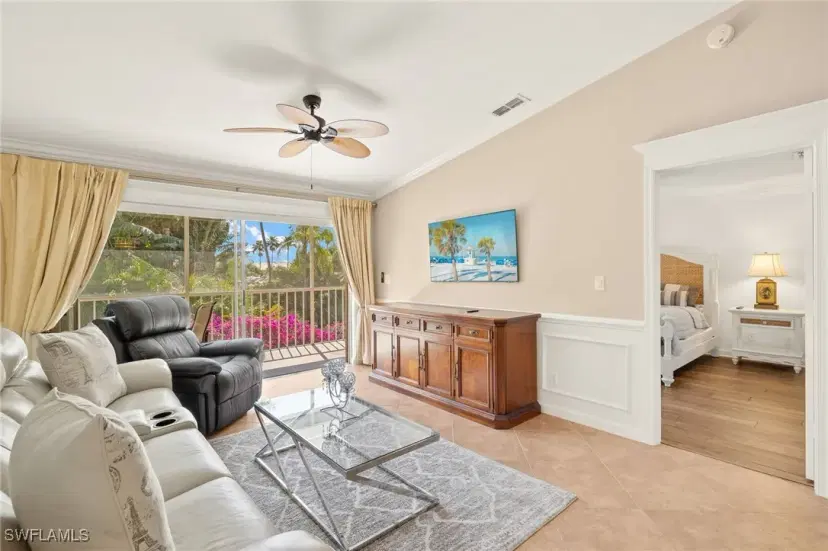 Picture of 2202 Hidden Lake Dr 104, Naples FL 34112