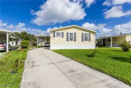 Picture of 46 San Remo Cir, Naples, FL 34112