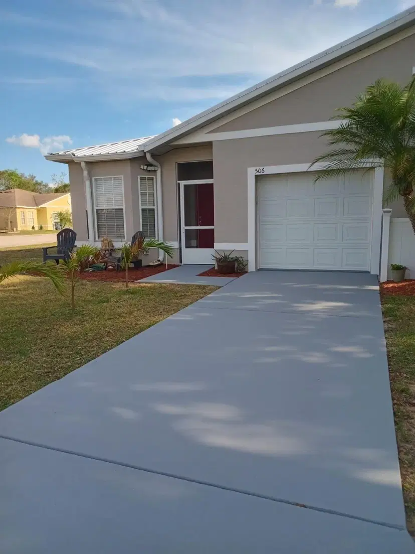 Picture of 506 Zervas Ct, Sebring FL 33870