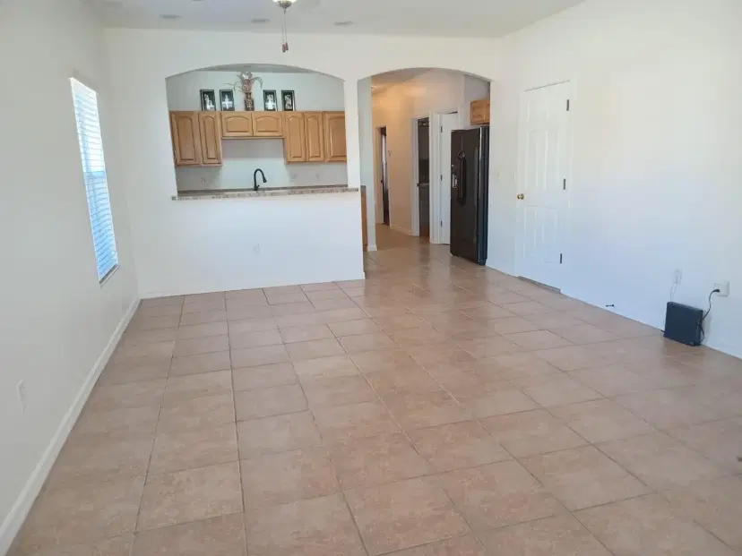 Picture of 506 Zervas Ct, Sebring FL 33870
