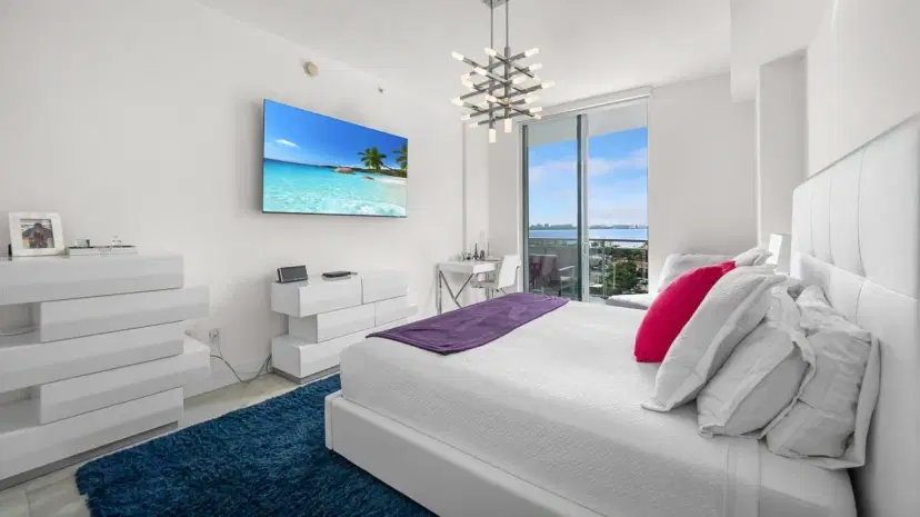 Picture of 7901 Hispanola Ave 908, North Bay Village FL 33141