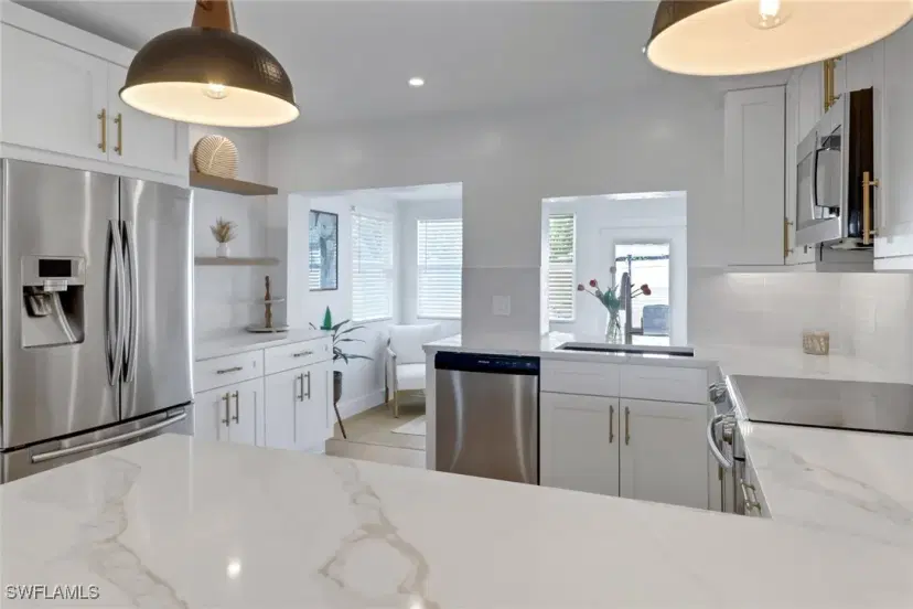 Picture of 4523 Fluvia Ave, Naples FL 34103