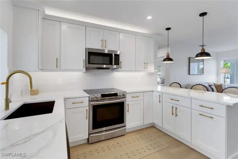 Picture of 4523 Fluvia Ave, Naples FL 34103