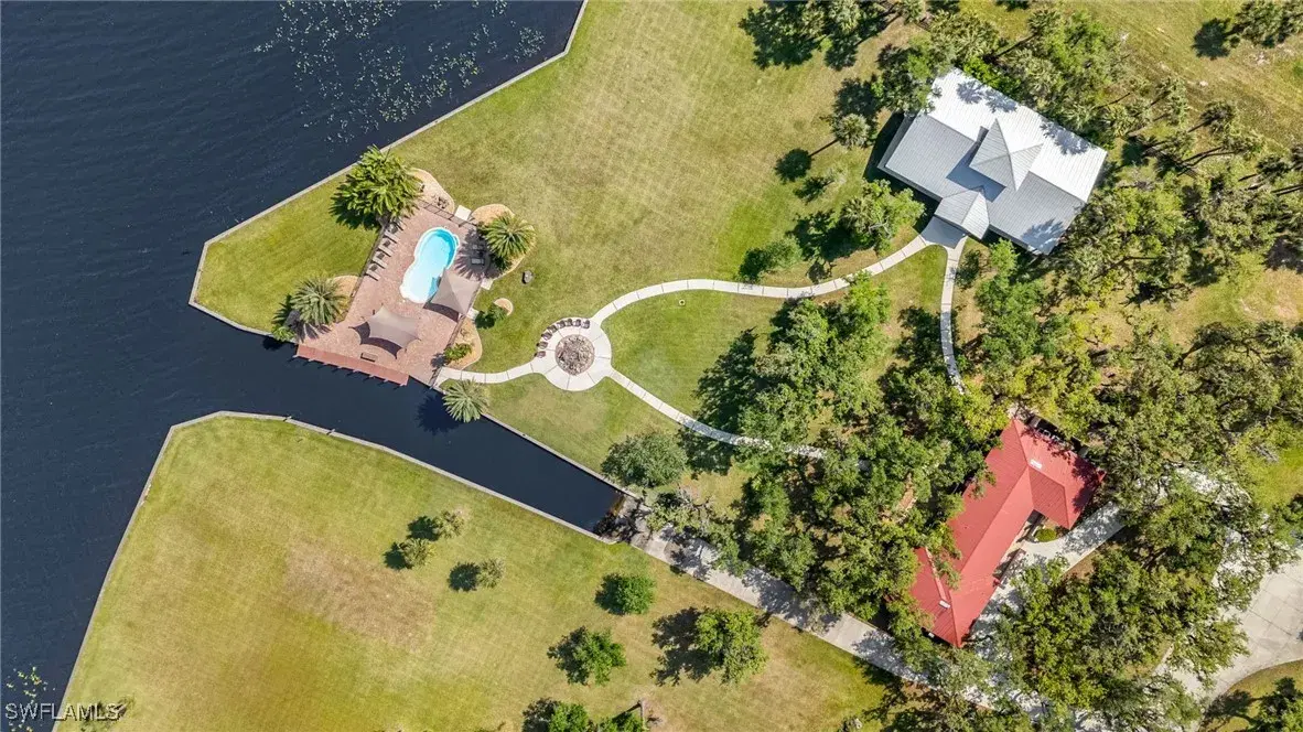 Picture of 18925 S River Rd, Alva, FL 33920