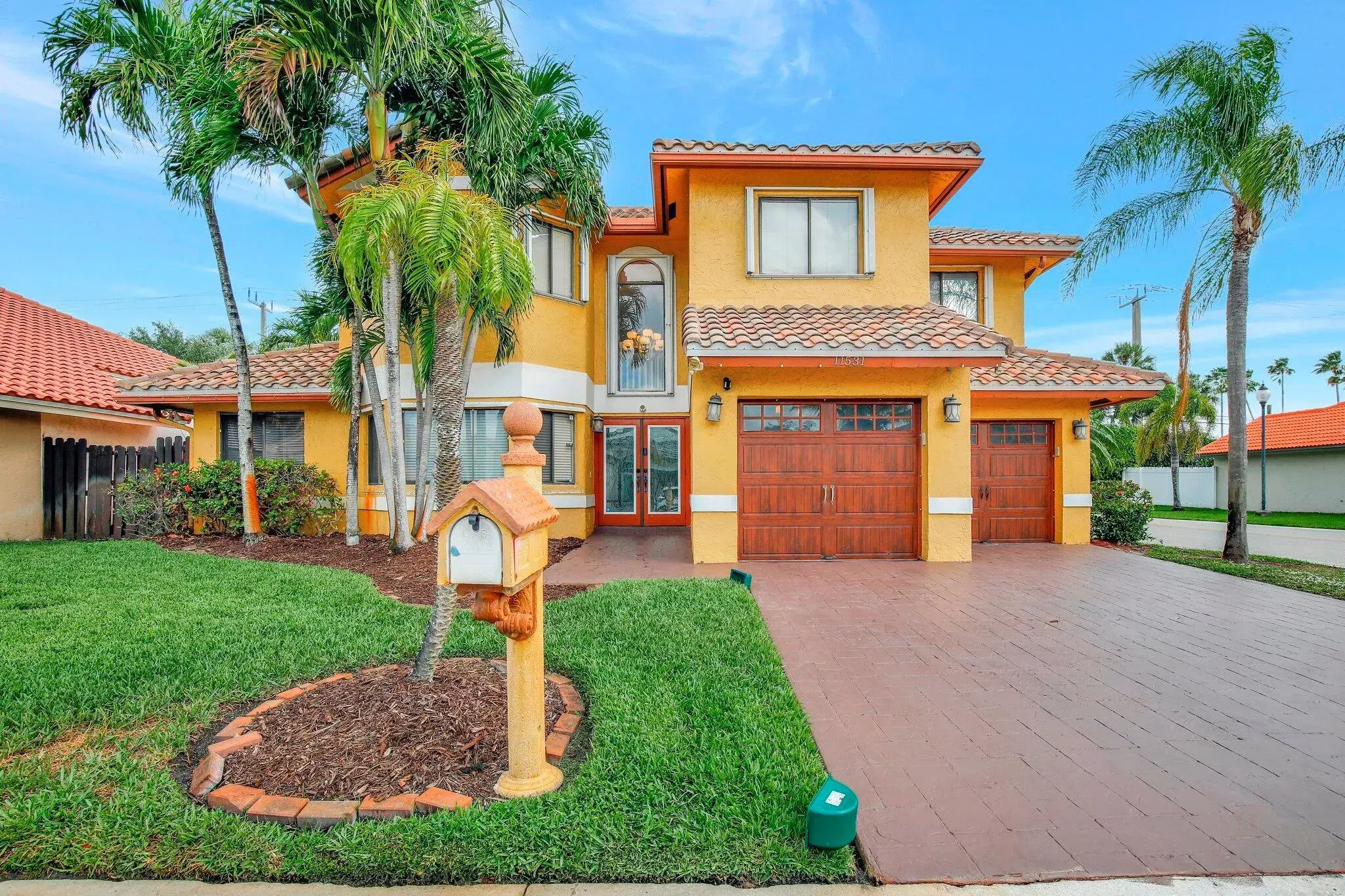 Picture of 11531 SW 9Th Court S, Pembroke Pines, FL 33025