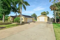 Picture of 17060 Cypress Creek Dr, North Fort Myers, FL 33917