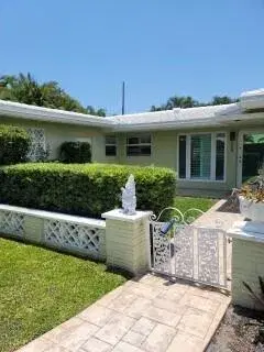 Picture of 850 W Camino Real, Boca Raton FL 33486