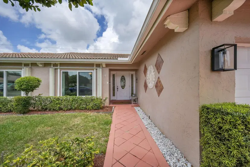 Picture of 22010 Colony Drive, Boca Raton FL 33433