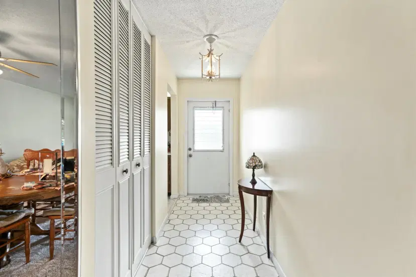 Picture of 674 Laconia Circle, Lake Worth FL 33467