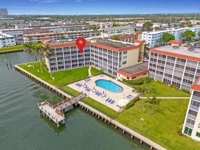 Picture of 100 Paradise Harbour Boulevard 306, North Palm Beach FL 33408