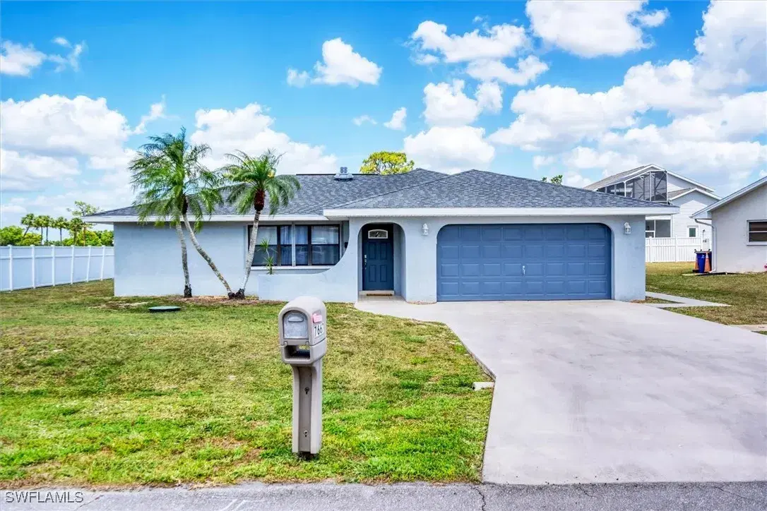Picture of 7667 Laurel Valley Rd, Fort Myers, FL 33967