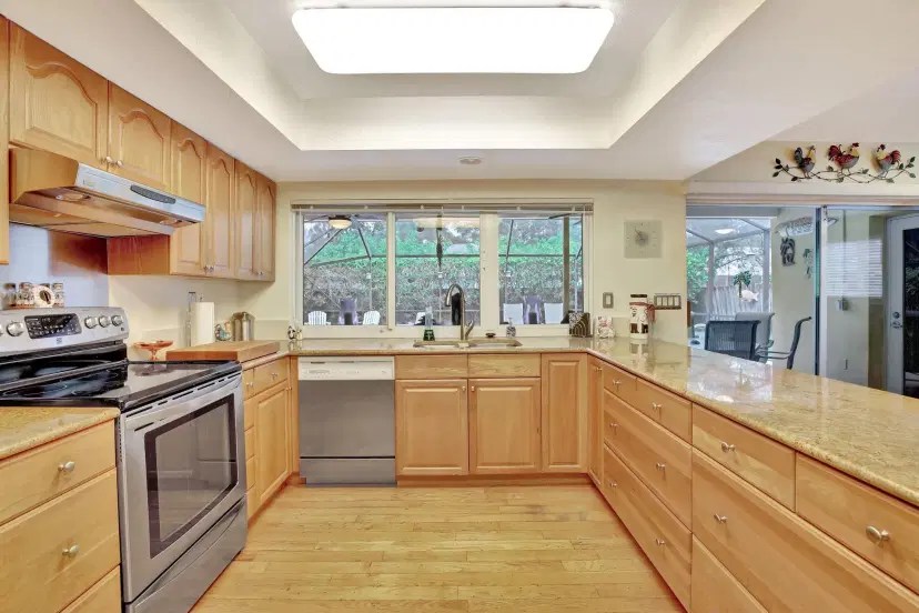 Picture of 321 El Dorado Pkwy, Plantation FL 33317