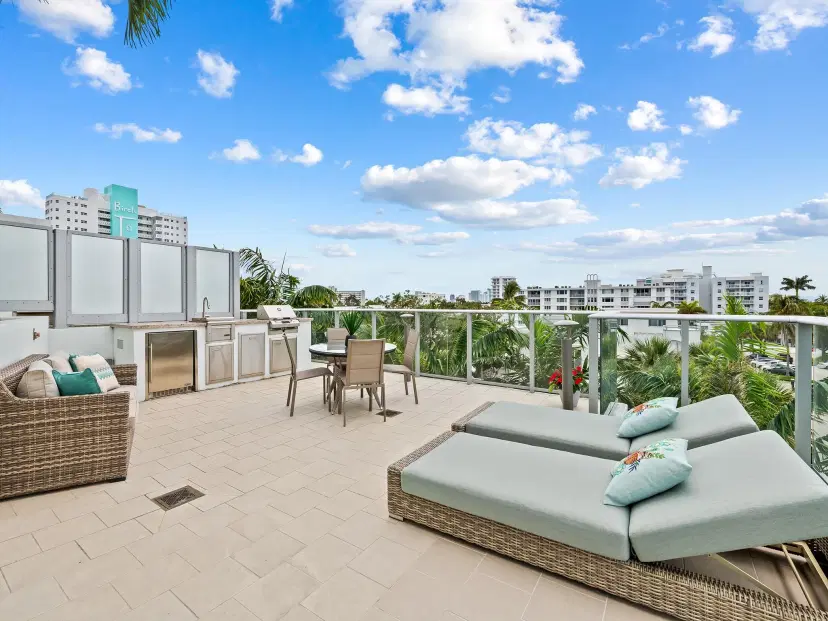 Picture of 701 N Fort Lauderdale Beach Boulevard Th1, Fort Lauderdale FL 33304
