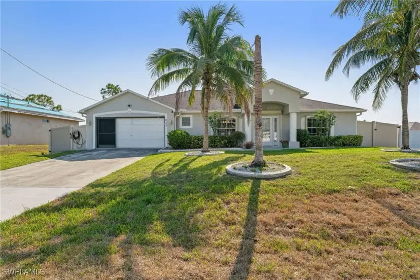 Picture of 925 NE 4Th Ave, Cape Coral FL 33909