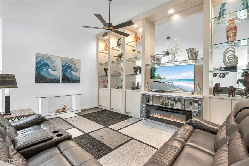 Picture of 3503 El Verdado Ct, Naples FL 34109