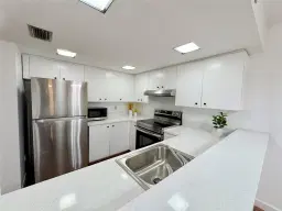 Picture of 4428 SW 70Th Ter 4428, Davie, FL 33314