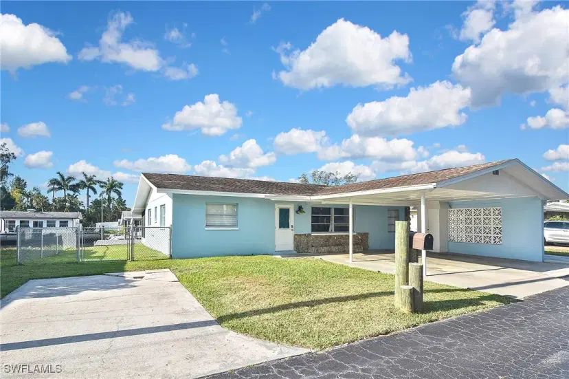 Picture of 8150 Cleaves Rd, North Fort Myers FL 33903