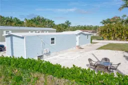 Picture of 950 Auto Ranch Rd, Naples, FL 34114