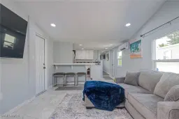 Picture of 950 Auto Ranch Rd, Naples, FL 34114