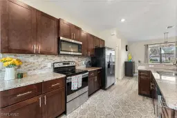 Picture of 2717 Shelby Pkwy, Cape Coral, FL 33904