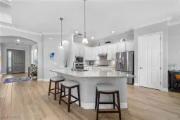 Picture of 2059 Antigua Ln, Naples, FL 34120
